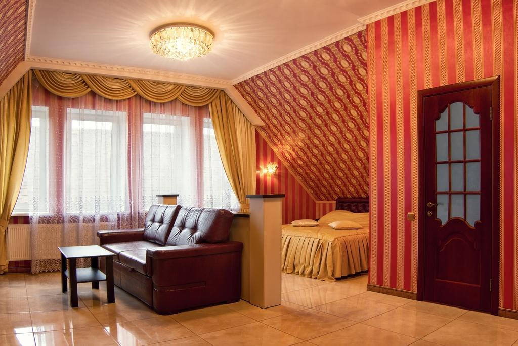 Felisa Hotel Kharkiv Room photo